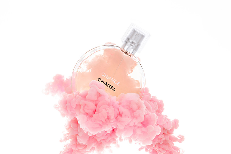 Chanel收購(gòu)10萬(wàn)平米茉莉花田，以確保五號(hào)香水的原料供應(yīng)
