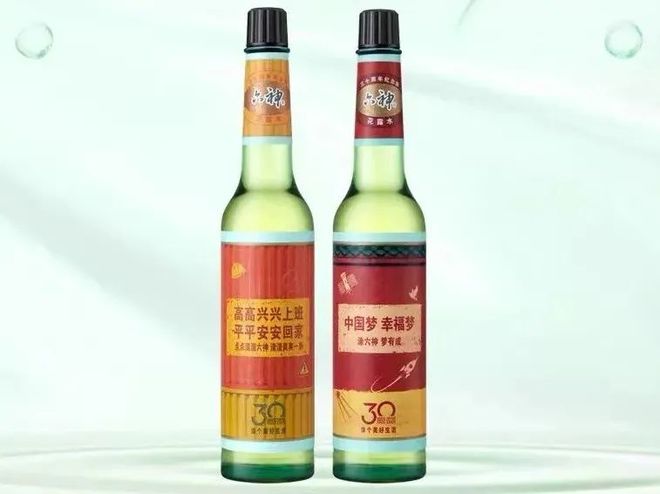 爺青回！六神換包裝了？這設(shè)計真“考古”！